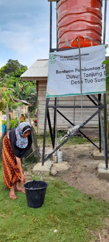 PT Rigunnas, Bangun Sumur Bor Untuk Desa