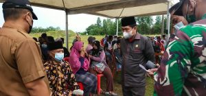 Hadiri Giat Serbuan Vaksin Oleh TNI, Ketua DPRD Tanjab Barat beri Apresiasi