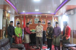 Hairan Sambut dan Dukung Program LAM Jambi