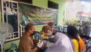 Tim Vaksin Kodim Bute Terus Bergerak