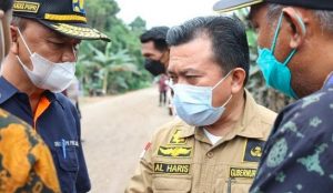 Tinjau Jalan Rusak Berat, Kadis PUPR dampingi Gubernur Jambi