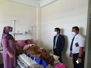 Ombudsman Jambi Kunjungi Korban Kecelakaan Bus Trans Siginjai VS Mobil LP Perempuan Jambi