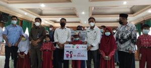 PetroChina International Jabung Serahkan Beasiswa Untuk Pelajar SD Hingga SMA