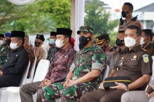 Kasrem 042/Gapu Hadiri Apel Gelar Pasukan Operasi Lilin 2021