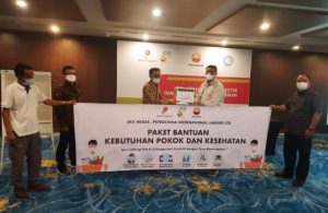 Berikan Energi Positif, SKK Migas-PetroChina Melalui FJM Salurkan Paket Sembako Kepada Wartawan