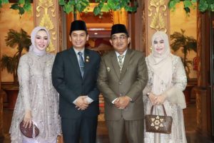 Bupati Tanjab Barat Hadiri Pelantikan Wakil Ketua DPRD Provinsi Jambi