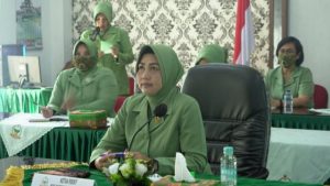 Ketua Persit KCK Koorcabrem 042 Gelar Pertemuan Gunakan Zoom Meeting