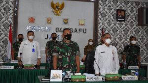 Danrem 042/Gapu Ikuti Sosialisasi UU Nomor 23 Tahun 2019 Dan Rencana Pembentukan Komcad Secara Virtual