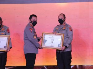 Rapim Polri 2022, Kapolda Jambi Mendapatkan Penghargaan dari Kapolri