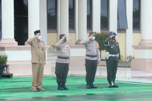 Sekda Tanjab Barat Hadiri Apel Gelar Pasukan Ops Keselamatan 2022