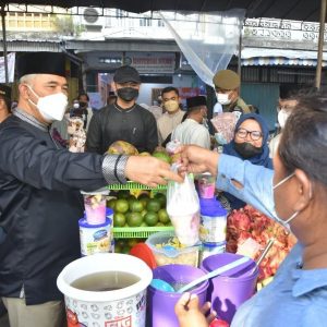 Sekian Lama Ditiadakan Akibat Covid-19, Wali kota Jambi Resmikan Pasar Bedug 2022