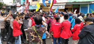 Kedatangan Presiden di Jambi, Diwarnai Unjuk Rasa Namun Mahasiswa ‘Gigit Jari’