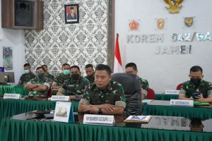 Bahas Percepatan Vaksinasi, Danrem 042/Gapu Vidcon Dengan Pangdam II/Sriwijaya