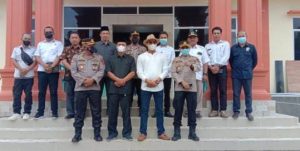 Ketua DPRD Muarojambi dan Rombongan Berkunjung ke Mapolsek Bahar Selatan.