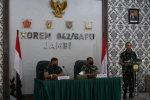 Taklimat Akhir Pengawasan Internal Post Audit Itdam II/Sriwijaya di Korem 042/Gapu