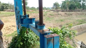 Pernah Dicuri Tanpa Solusi, Sawah Petani Terendam Akibat Hilangnya Alat Pintu Air Irigasi di Kaligawe