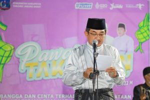 Masyarakat Antusias Saksikan Festival Pawai Takbiran