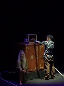 Tidak Berkesempatan Menonton Hari Pertama? Malam ini Pergelaran LEMARI Masih Hadir