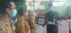 Fasha Serahkan Mobil Operasional Untuk Kepala Puskesmas se-Kota Jambi