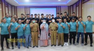 Bupati Masnah Busyro Melepas Tim Sepak Bola Untuk Mengikuti Gubernur Cup 2022