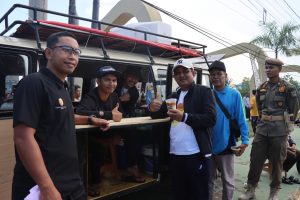 Menyeruput Kopi Kombi di Alun-Alun Kota Kualatungkal