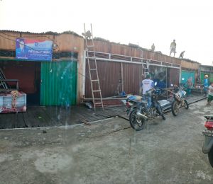 Puluhan Rumah Warga Padat Penduduk di Tanjabtim Porak Poranda Disapu Puting Beliung