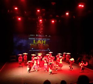 Eksperimen Tari “Naek Bubung” Dalam Festival Tari LAH PUAR JELUPUNG TUMBUH