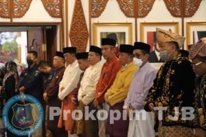 Agus Sanusi Hadiri Acara Puncak Hari Adat Melayu Jambi