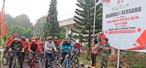 Bupati Tanjabtim Ikuti Sepeda Gowes Bareng Sambut HUT Bhayangkara Ke – 76
