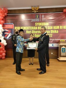 Ombudsman Jambi Terima Penghargaan dari Kemenkumham Jambi