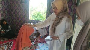 Garda Wanita Malahayati NasDem Kota Jambi ‘Door to Door’ Berikan Santunan Kepada Anak Yatim di Momen 10 Muharram