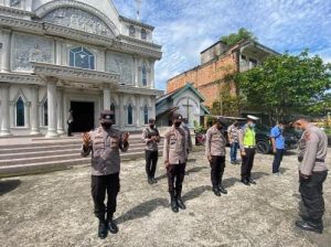 Polres Tanjab Barat Lakukan Pengamanan Gereja Saat Hari Kenaikan Isa Almasih