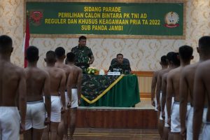Danrem 042/Gapu Pimpin Sidang Parade Caba PK TNI AD Reguler dan Khusus Keagamaan Pria TA 2022