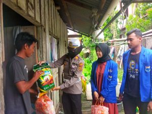 Pasca Harga BBM Subsidi Naik, Polres Tanjab Barat Berikan Bantuan Kepada Sejumlah Masyarakat