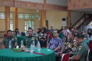 Kasrem 042/Gapu Buka Kegiatan Pembinaan Dan Pemberdayaan Keluarga Besar TNI