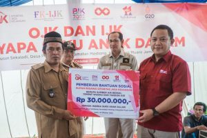 Lewat Program Sobat Sikapi, OJK Jambi Harap Warga SAD Miliki Usaha Mandiri