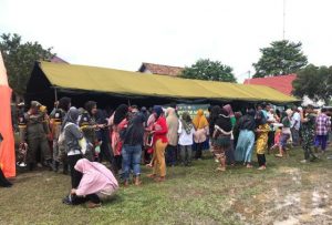 Kodim 0415/Jambi Gelar Pasar Murah Pada Penutupan TMMD 115