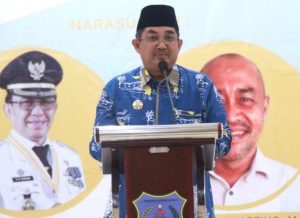 Bupati Tanjab Barat Buka Secara Resmi Seminar Nasional dengan Tema Revitalisasi Kejayaan Kelapa