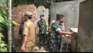 Masyarakat Mulai Gunakan Air Bersih Sejak Dipasangnya Sumur Bor Oleh Satgas TMMD Kodim 0415/Jambi