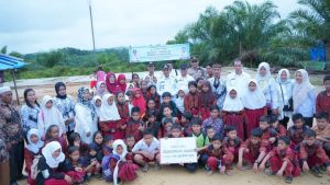 Aspan Tinjau SD 236 yang Terdampak Angin Puting Beliung