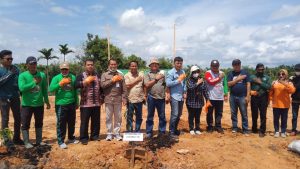 SKK Migas-PetroChina International Jabung Ltd Tanam 150 Pohon di Kawasan Embung Desa Muntialo
