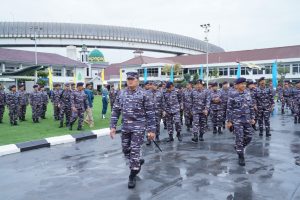 Panglima TNI Laksanakan Tradisi Admiral Inspection