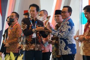 Hari Antikorupsi Sedunia, 12 Badan Publik Raih Penghargaan LHKPN 2022