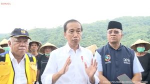 Jokowi Soal Cuaca Ekstrem Akhir Tahun: Ikuti Informasi BMKG!