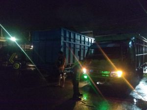 Masih juga Nekat Melintasi Jalan Dalam Kota Jambi, Timdu Kandangkan 2 Unit Truk Batubara