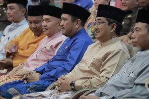 Bupati Tanjab Barat Hadiri Rapat Paripurna DPRD Provinsi Jambi