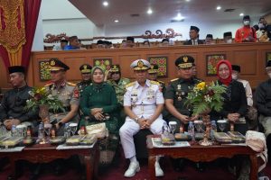 Pangdam II/Sriwijaya Didampingi Danrem 042/Gapu Menghadiri Rapurna DPRD Hari Jadi ke 66 Provinsi Jambi Tahun 2023