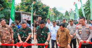 Kadis PUPR Provinsi Jambi Hadiri Penutupan Karya Bhakti TNI