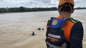 Bocah Tenggelam Warga Desa Telukketapang Ditemukan Tim Sar Telah Henti Jantung dan Nafas