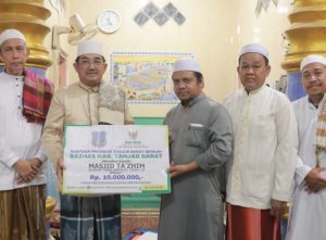 Bupati Tanjab Barat Laksanakan Safari Subuh di Masjid Ta’zim